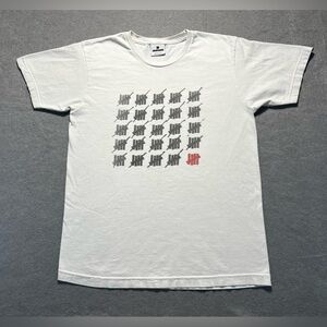 Undefeated Strike Off Men’s T-Shirt White Cotton Medium Graphic Logo Tee